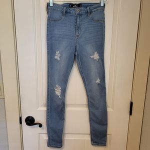 Hollister | high-rise distressed Jean legging